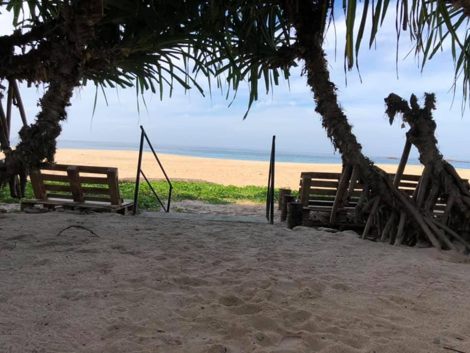 Sea Crest Beach Villa 安伯朗戈德 外观 照片