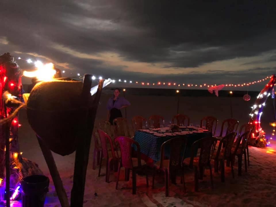 Sea Crest Beach Villa 安伯朗戈德 外观 照片
